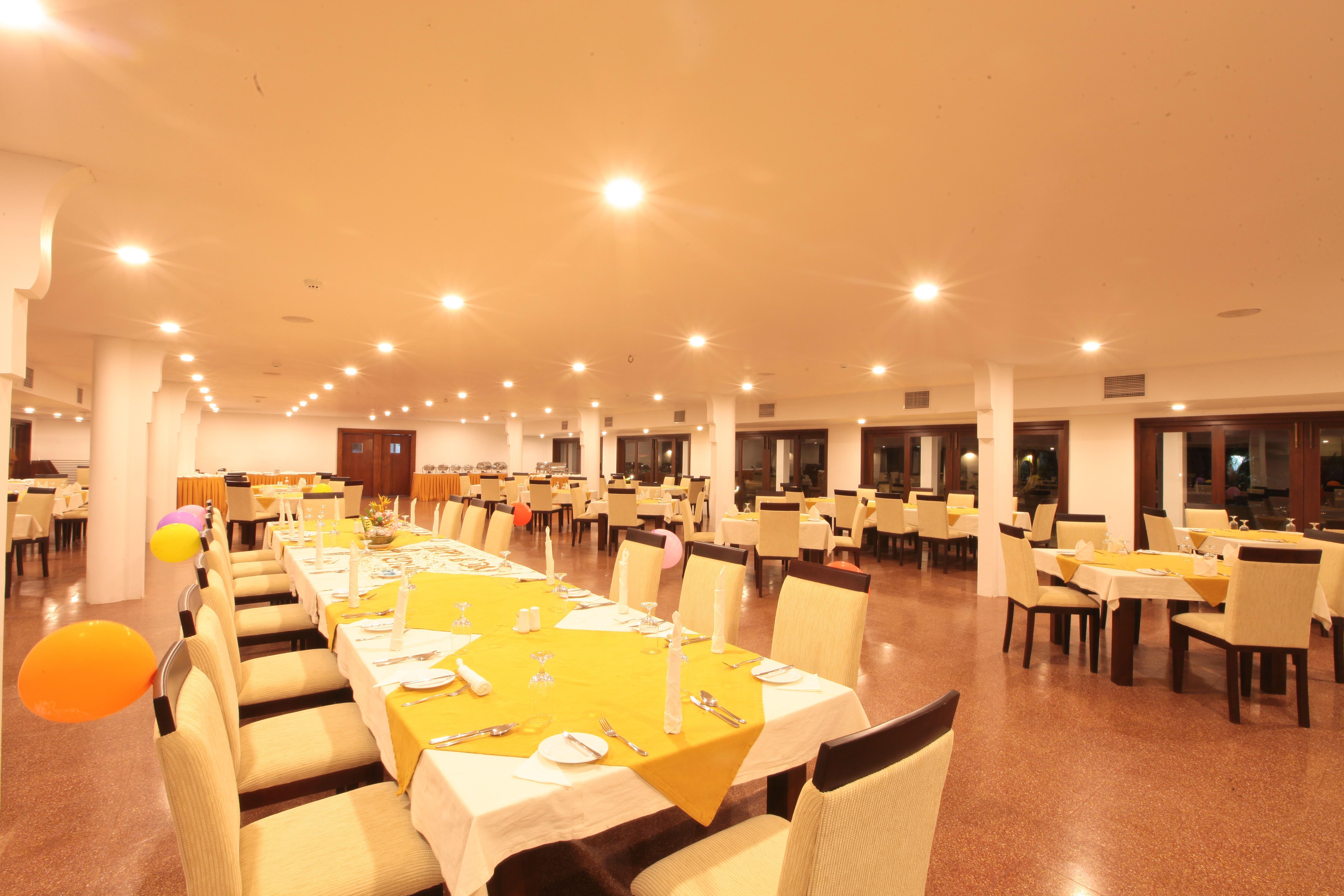 ราชารตะ โฮเต็ล Hotel อนุราธปุระ ภายนอก รูปภาพ