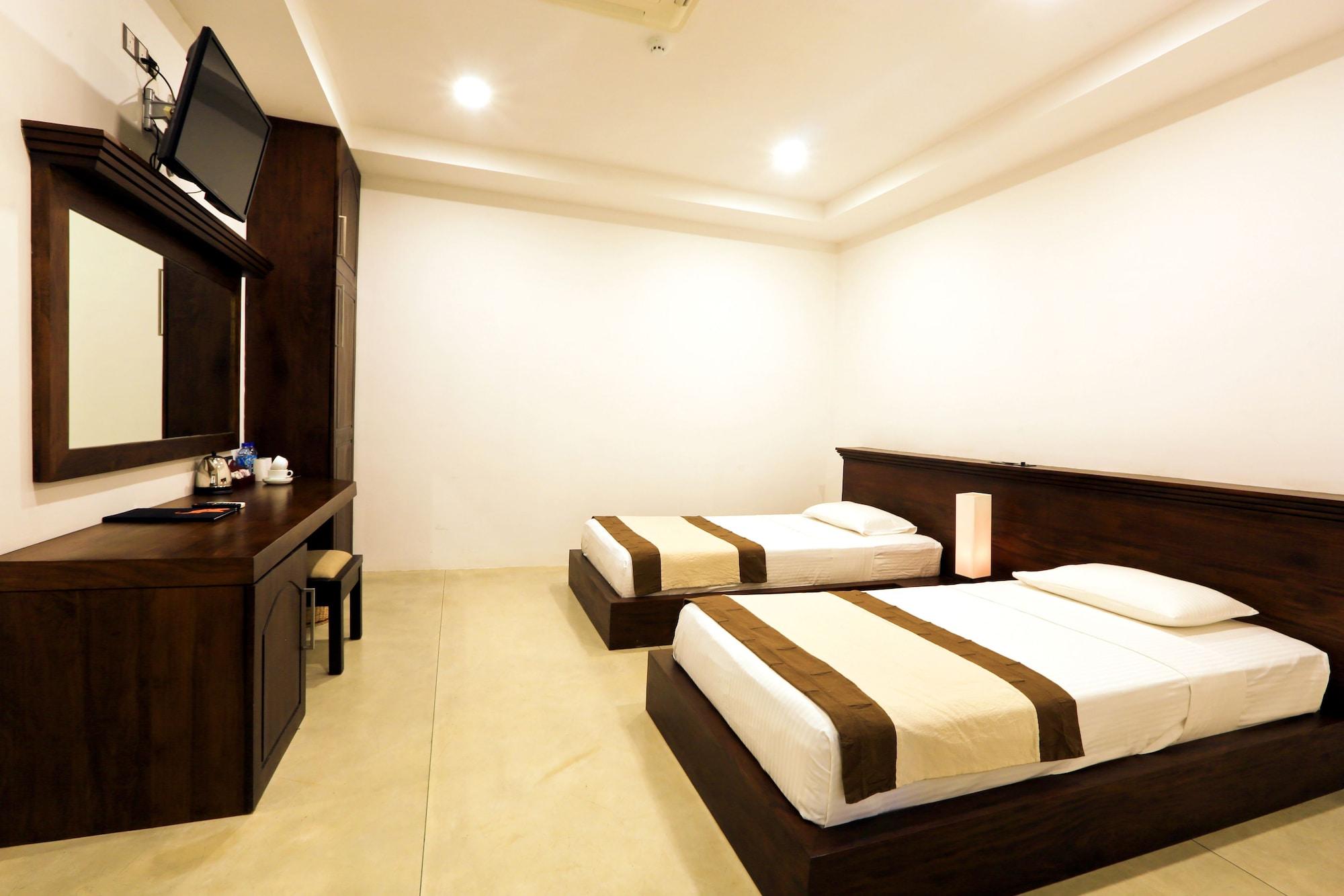 ราชารตะ โฮเต็ล Hotel อนุราธปุระ ภายนอก รูปภาพ
