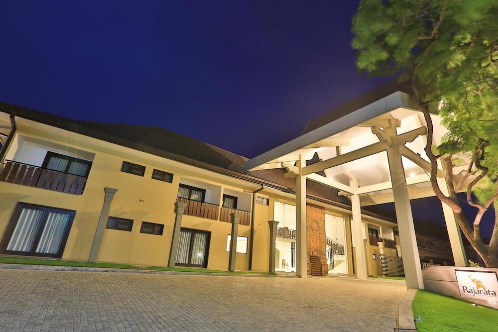 ราชารตะ โฮเต็ล Hotel อนุราธปุระ ภายนอก รูปภาพ